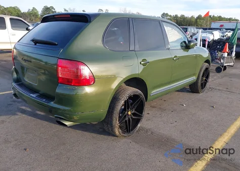 2005 Porsche Cayenne z USA, uszkodzony, nr VIN WP1AA29P55LA24389